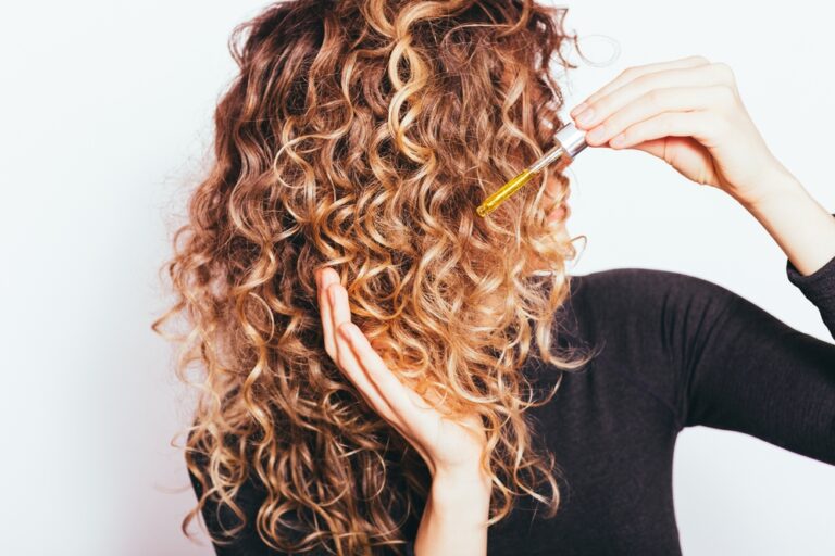 The Ultimate Guide to Healthy Hair: Science-Backed Tips for Luscious Locks